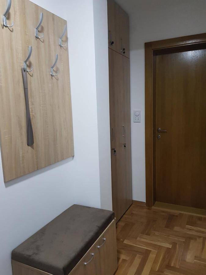 Apartman Kala Vrnjačka Banja エクステリア 写真